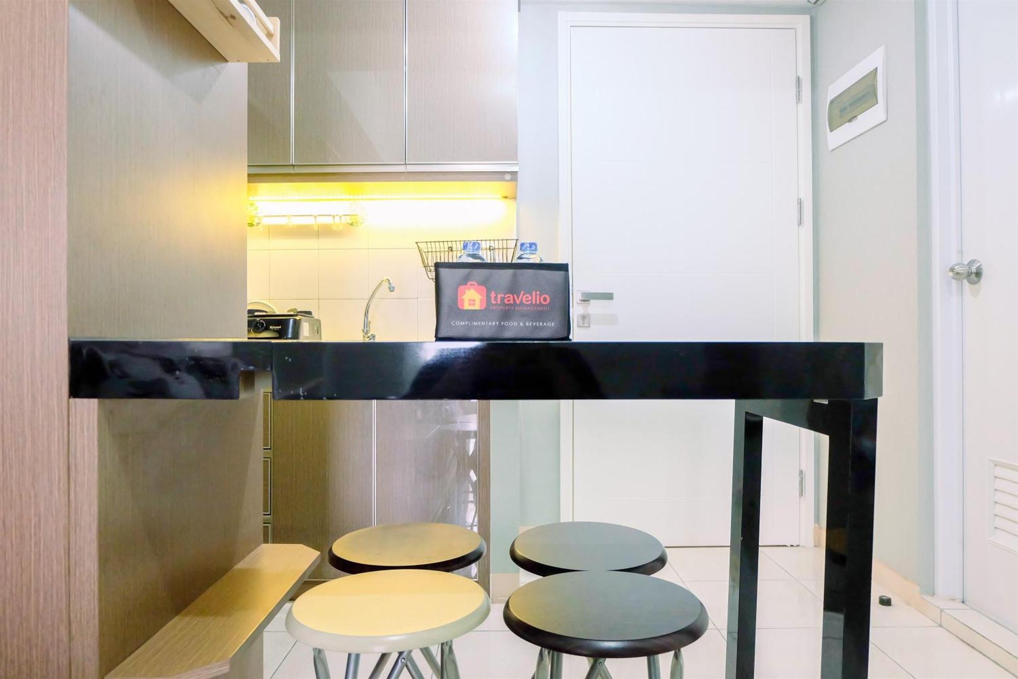 Enjoyable 2br At Springlake Summarecon By Travelio Apartemen Bekasi